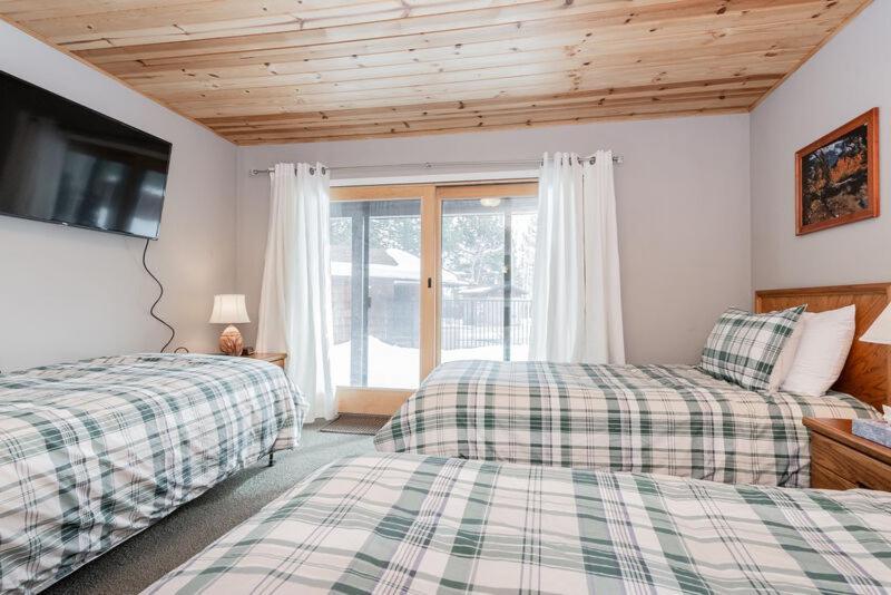 Chateau Blanc #13 Mammoth Lakes Room photo